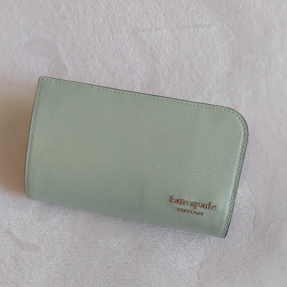 Kate Spade Medium Wallet